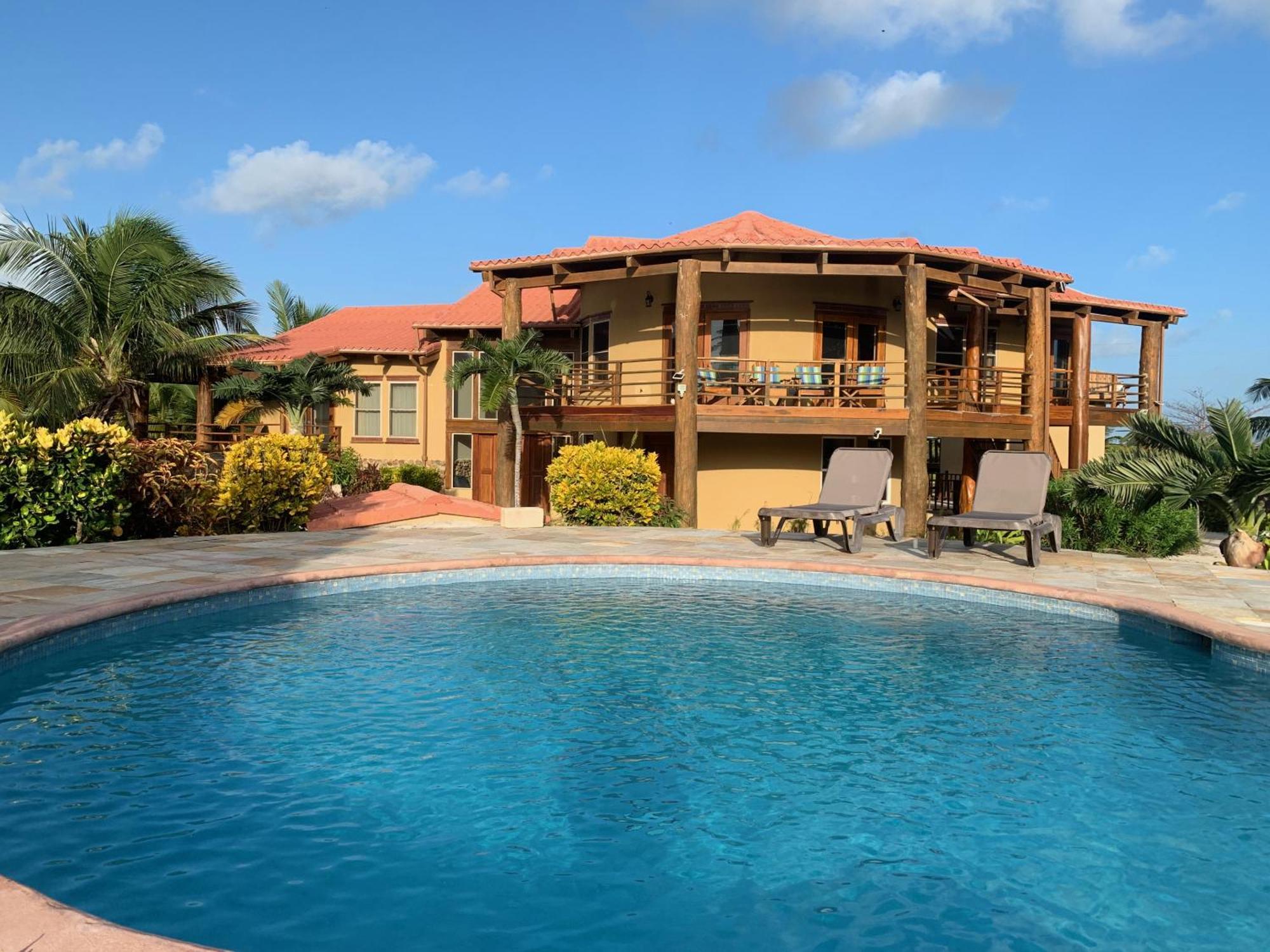 Villa Serenity San Pedro  Zimmer foto